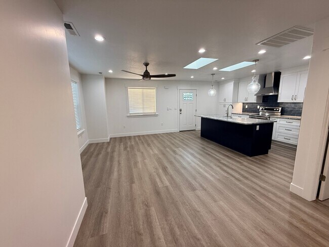 Foto del edificio - 10252 S Jordan Creek Dr