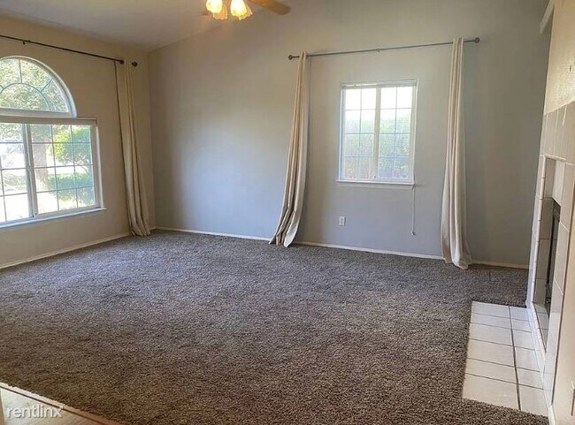 Building Photo - 4 br, 2 bath House - 9009 Mendocino Drive