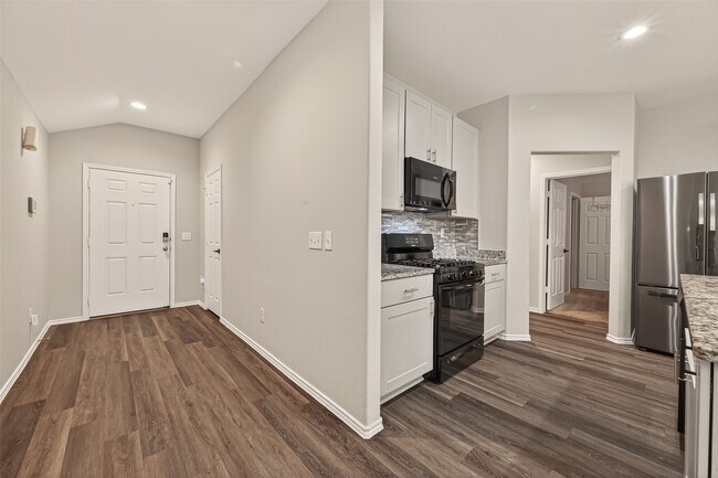 Foto del edificio - 10411 Meadow Saffron Dr