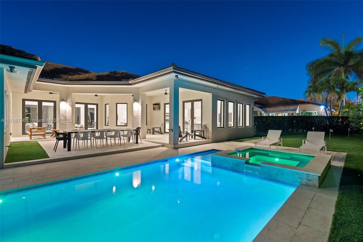 Foto principal - 525 SW 87th Ave