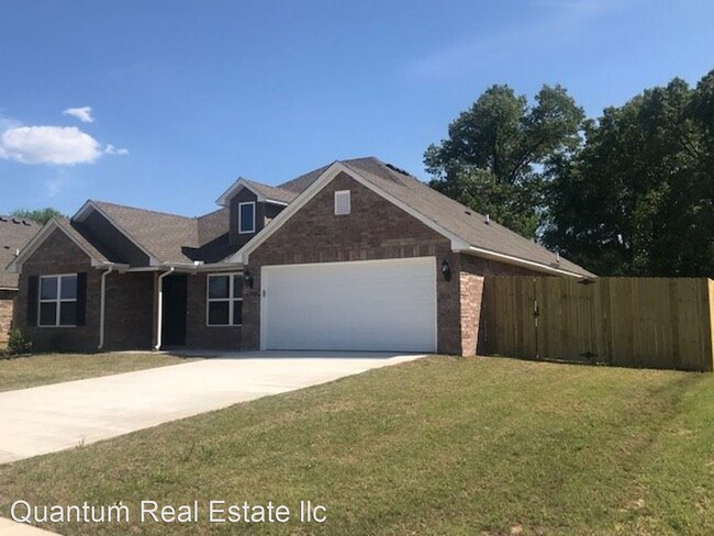 Building Photo - 4 br, 2 bath House - 3700 EDINBURGH DRIVE