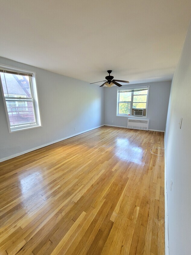 35 E Hartsdale Ave Unit 3A, Hartsdale, NY 10530 Apartments in Hartsdale, NY