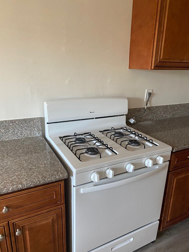Foto del edificio - 14959 Vanowen St