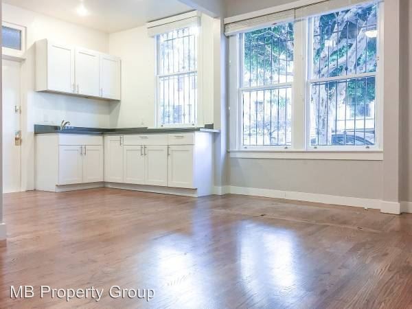 Building Photo - 1585 Waller St