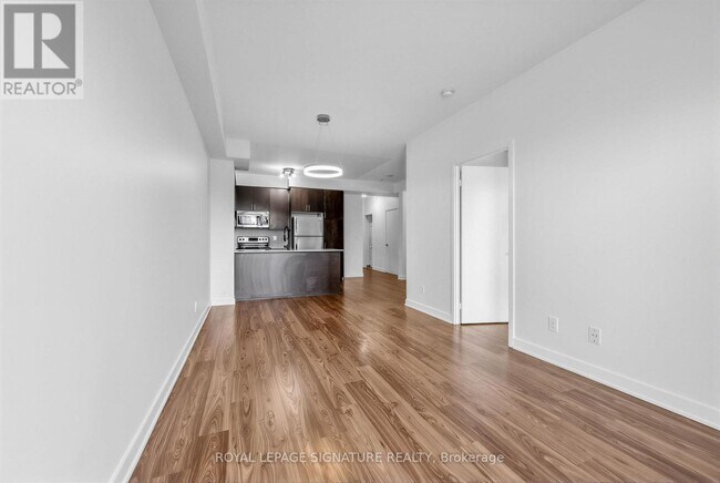 Building Photo - 260 Sackville St