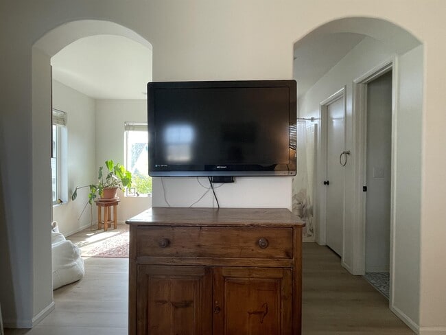 Foto del edificio - 1635 Hamlet Ln