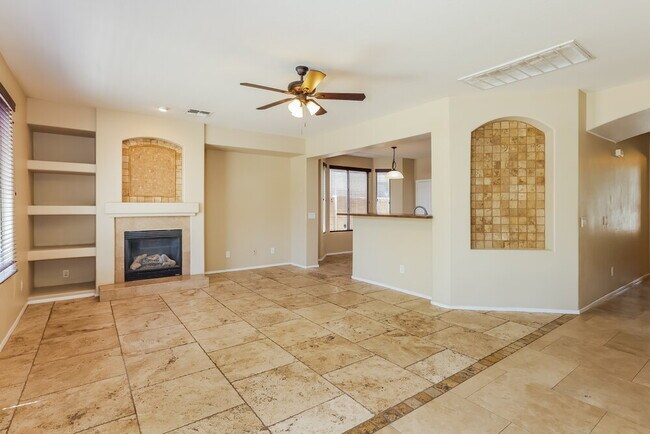 Foto del edificio - 7117 W Sophie Ln