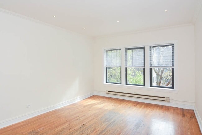 Foto del edificio - 846 W Cornelia Ave