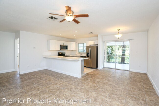 Foto del edificio - 2 br, 1 bath House - 861 San Remo Avenue