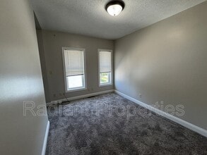 Building Photo - 415 Boone St