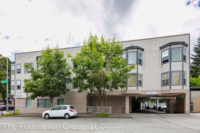 Building Photo - 9425 35th Ave NE