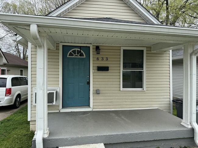 Photo - 633 Ohio St House