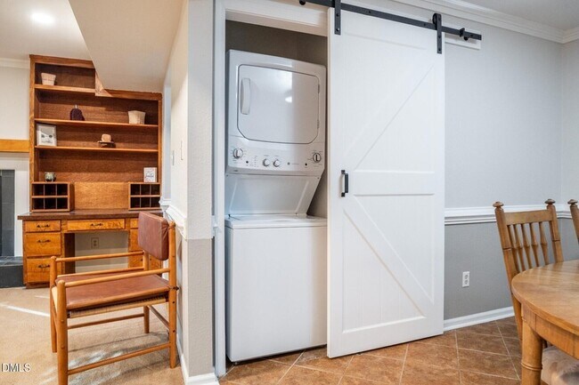 Foto del edificio - 6553 New Market Way