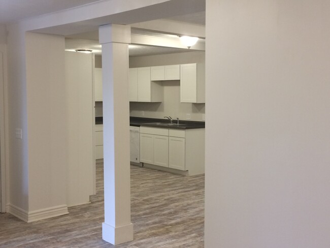 Foto del edificio - Pico Associates - 223 1/2 Second Street