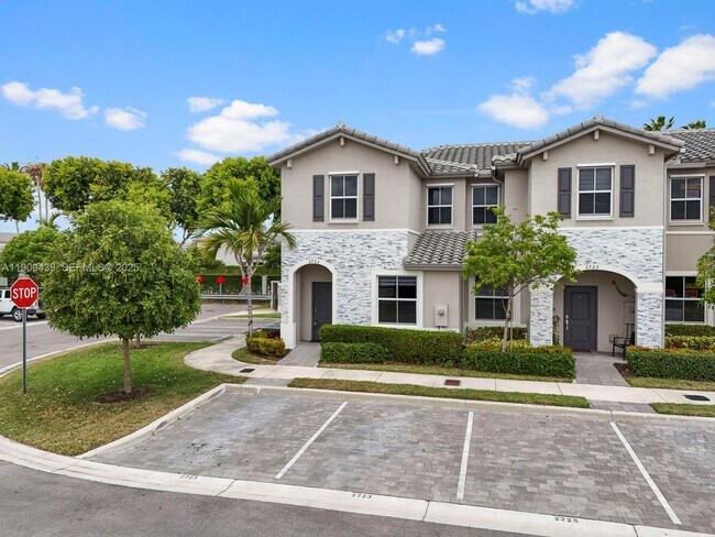 Foto del edificio - 2723 SE 17th St