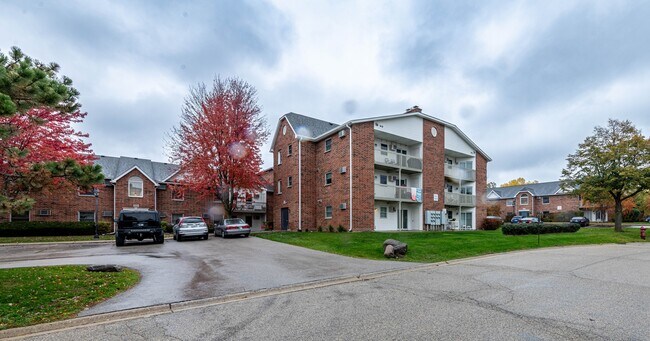 Building Photo - 1363 Cunat Ct