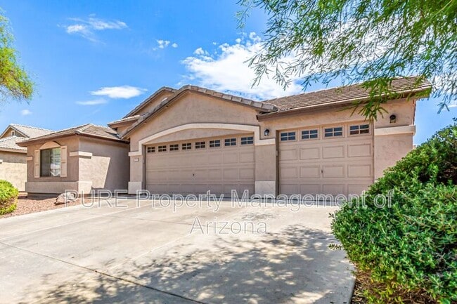 Building Photo - 2133 W Carson Rd