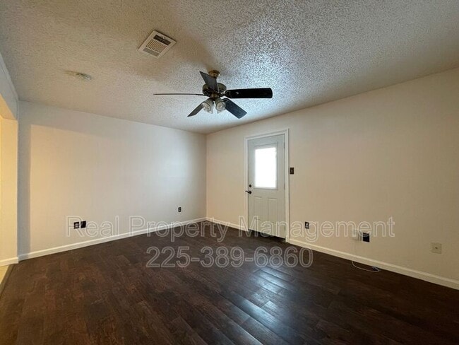 Foto del edificio - 14619 Forest Grove Ave