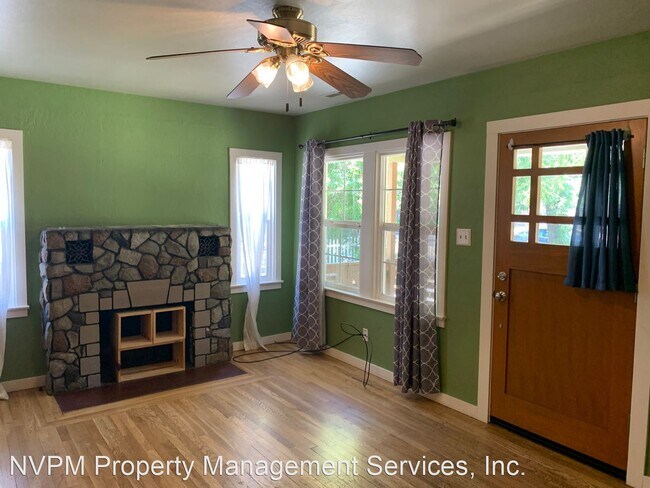Building Photo - 4 br, 2 bath House - 1433 Oleander Avenue