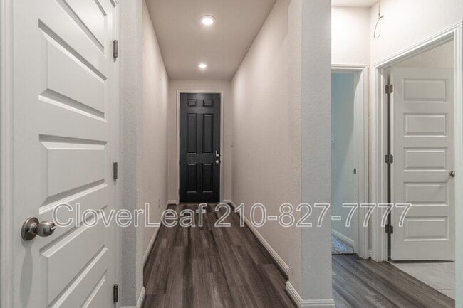 Foto del edificio - 12926 Mayowa St