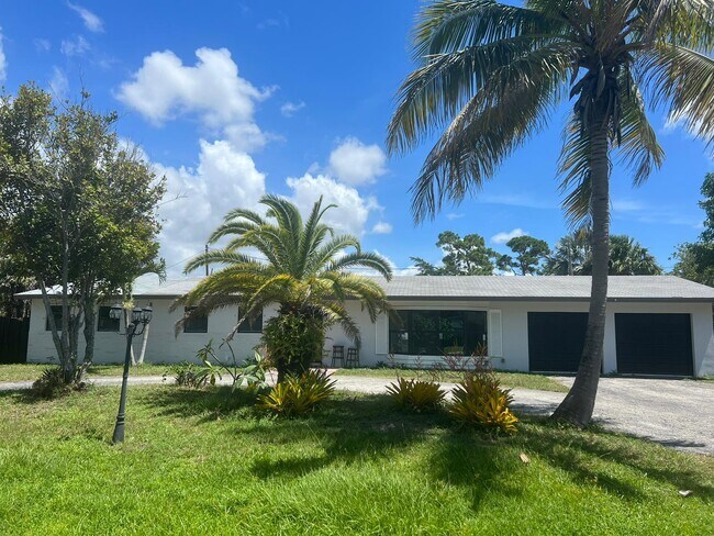 Building Photo - 5071 Palo Verde Pl