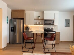 Building Photo - 1901 Richmond Ave.