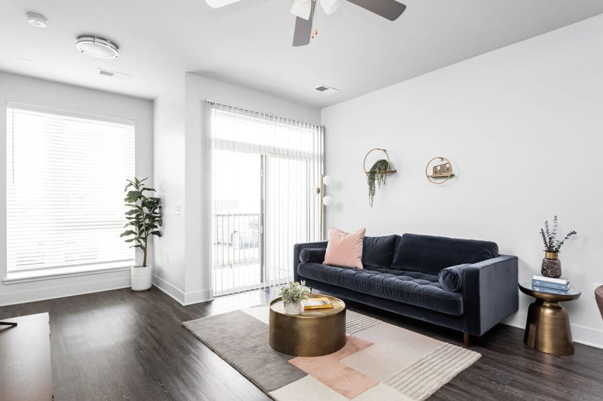 Foto principal - 8506 Westfield Blvd