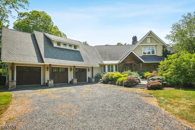 Foto del edificio - 111 Old Forge Rd