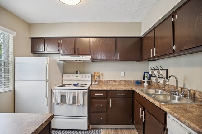 Building Photo - The Villages Apartment Homes