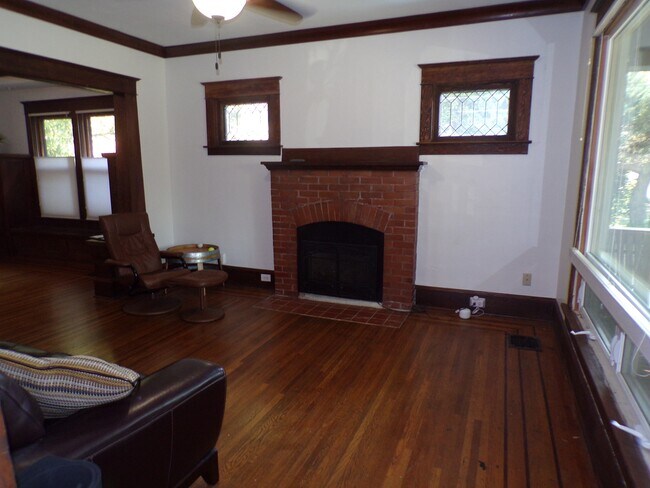 Foto del edificio - 3711 SE Franklin St