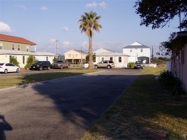 Coastal Bend Cottages Apartments Rockport Tx Apartments Com