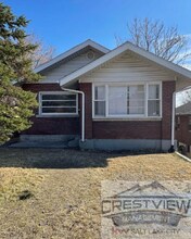 Building Photo - 1168 E 800 S