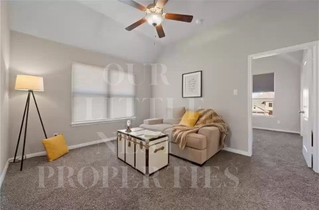 Foto del edificio - 10712 Fallbrook Rd