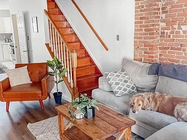 Building Photo - 1831 Light St