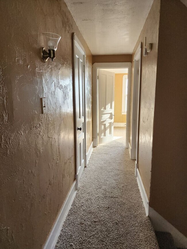 Foto del edificio - BIG 4 bedroom home