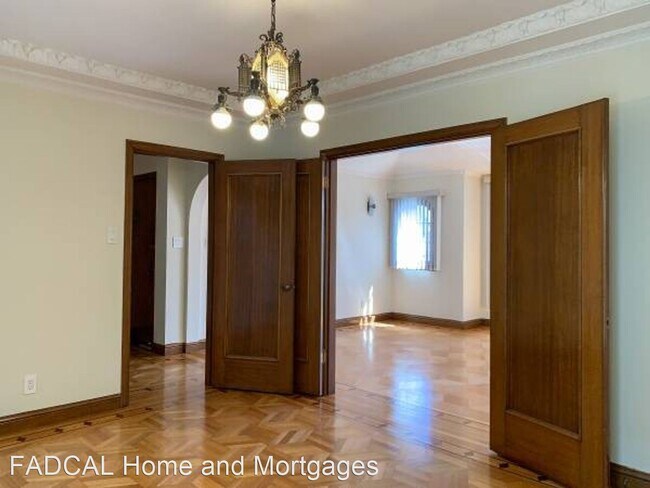 Building Photo - 3 br, 2 bath House - 1471 33rd Avenue
