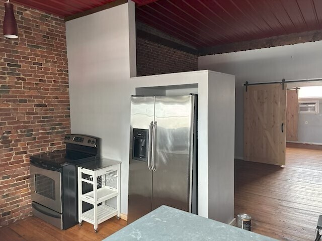 Cocina/sala de estar - 923 Elm St