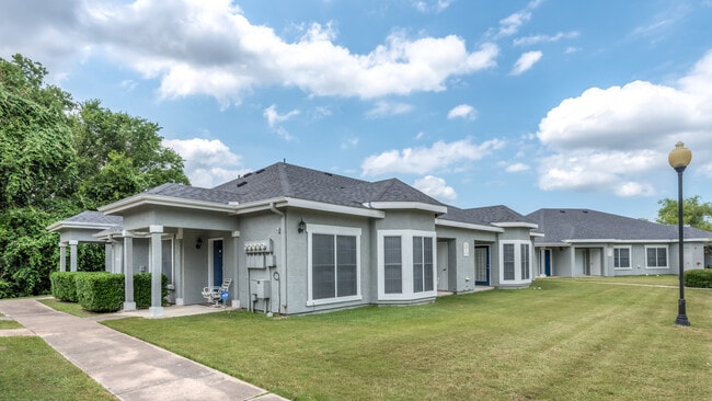 Foto del edificio - The Cove at Heatherwilde - (62 & Older)