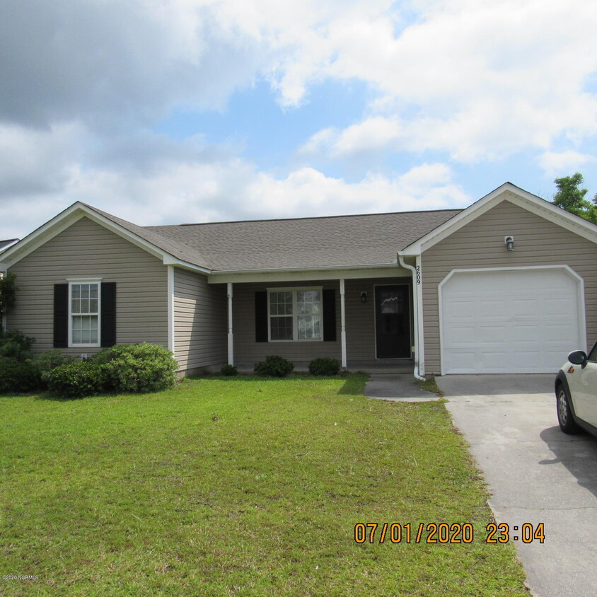 Primary Photo - 2609 Hastings Dr