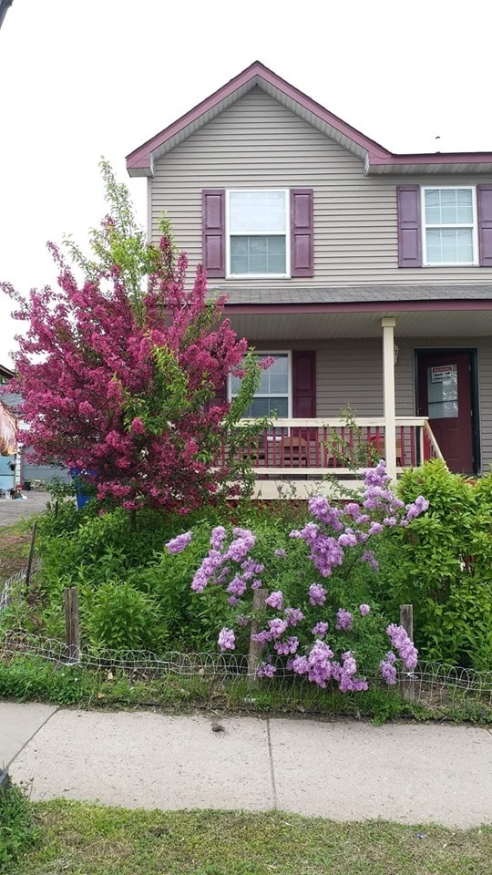 Building Photo - 245 Front Ave