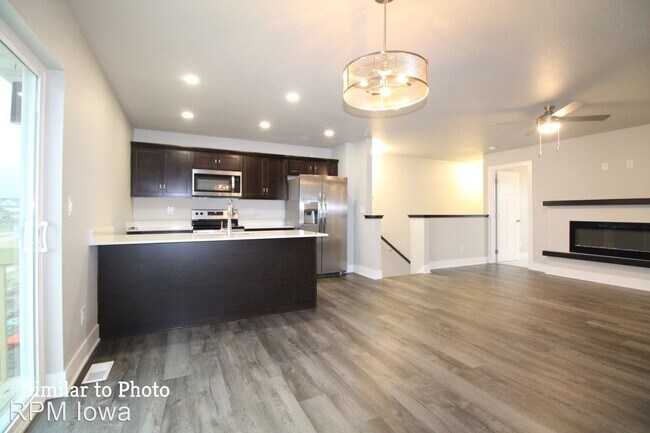 Building Photo - 4 br, 3 bath House - 1007 NE 16th Street
