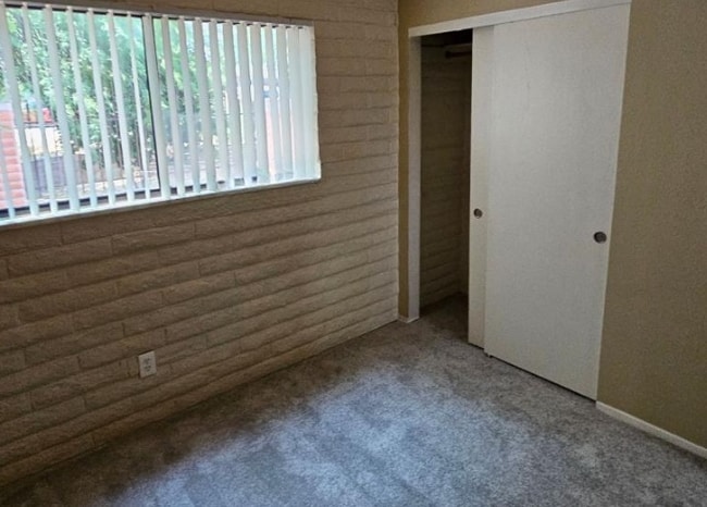 Building Photo - 8401 E Calexico St