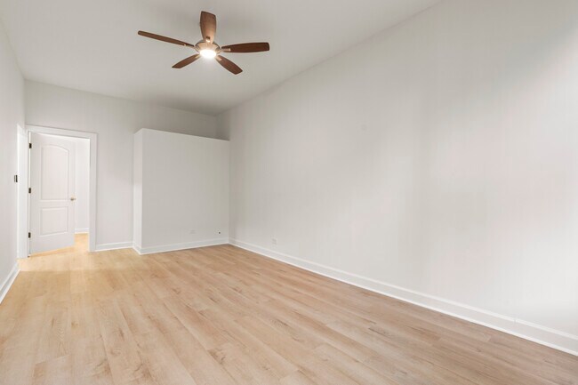 Foto del edificio - 2617 W Hirsch St