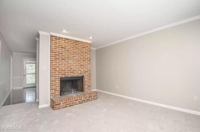 Building Photo - 3 br, 3.5 bath Condo - 8917 Wesley Pl