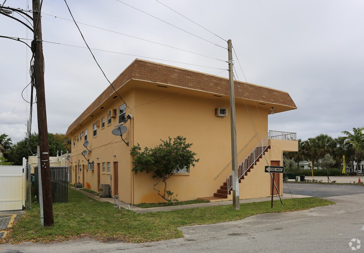 Foto del edificio - 3611 N Dixie Hwy