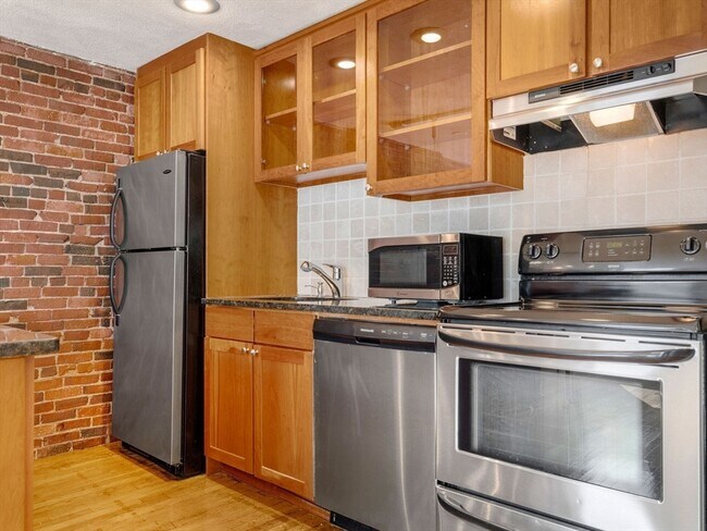 Foto del edificio - 386 Commercial St