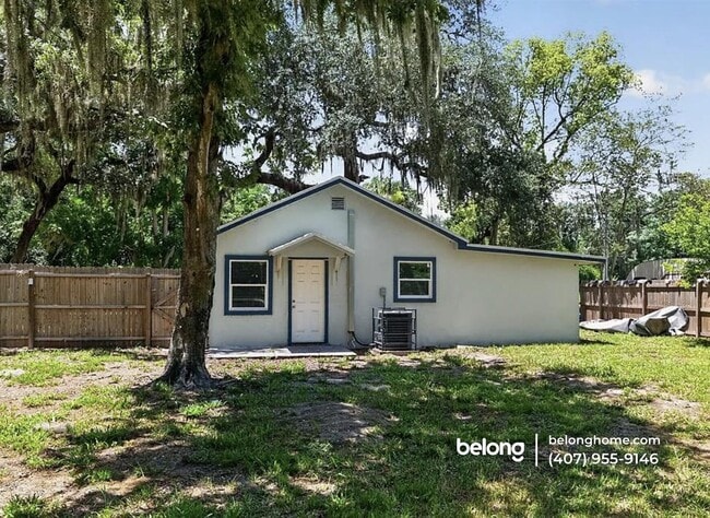 Building Photo - 6310 Belle Isles Dr