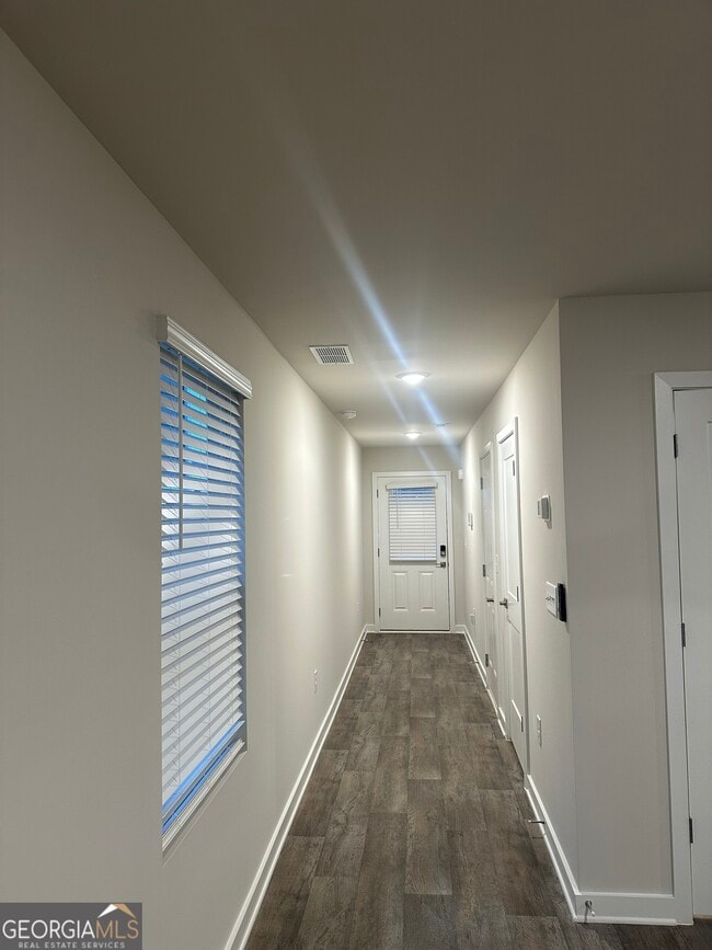 Building Photo - 4822 Station Ln