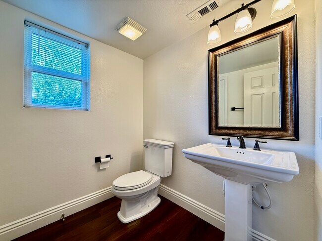 Foto del edificio - 13642 Pinnacle Way