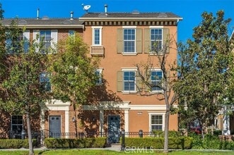 Building Photo - 15210 Henry Way